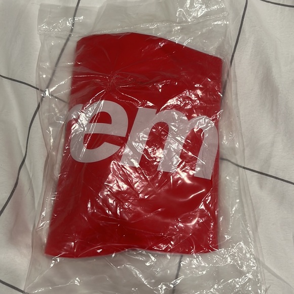 Supreme Beach Ball - Picture 2 of 2